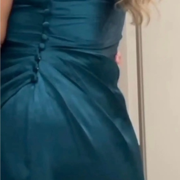 Emerald Gem one shoulder - Picture 3 of 5